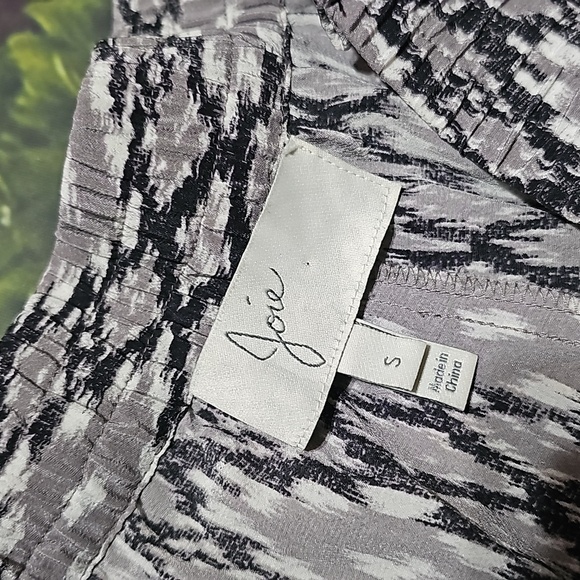Joie Silk Graphic Print Patterned Pants Size Small - Picture 3 of 5